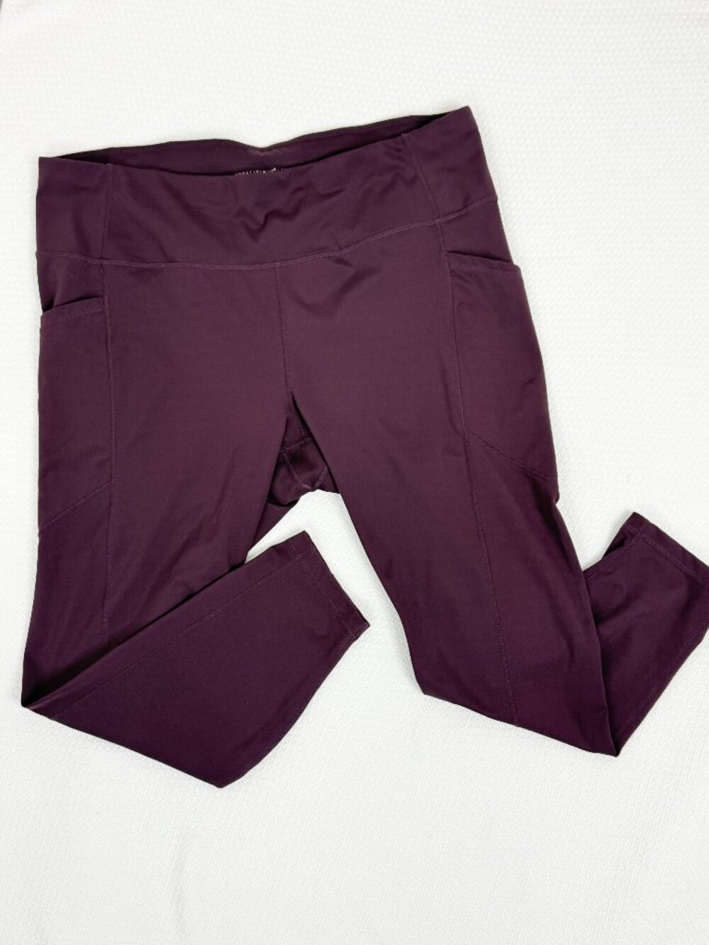 Yogalicious Lux Leggings Dark Purple 2XL Side Pocket Plus Size Cropped Leggings